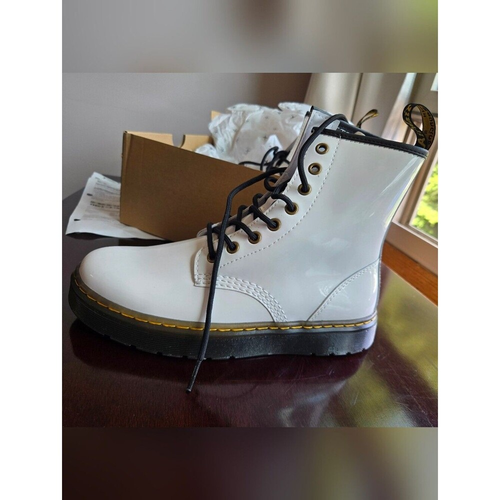 ✨ Dr. Martens Zavala Patent Lamper Boots - White ✨